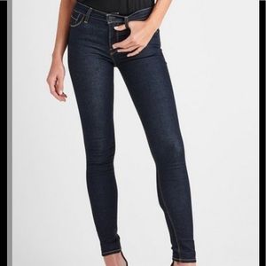Hudson NICO Midrise Super-Skinny Jeans